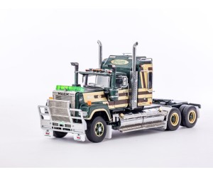 MACK BICENTENNIAL SUPER-LINER ''MATTHEW FLINDERS''