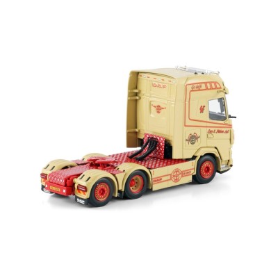 https://www.wsi-models.com/en/lars-e-nielsen-daf-xg-6x2-tag-axle